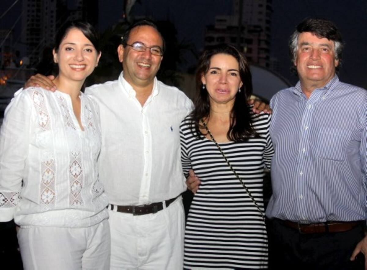 Silvia Rodríguez, gerente Delima; Santiago Perdomo, presidente del Banco Colpatria; Orieta Guerrero y Luis Fernando Ángel, vicepresidente Delima. Maruja Parra / El Universal