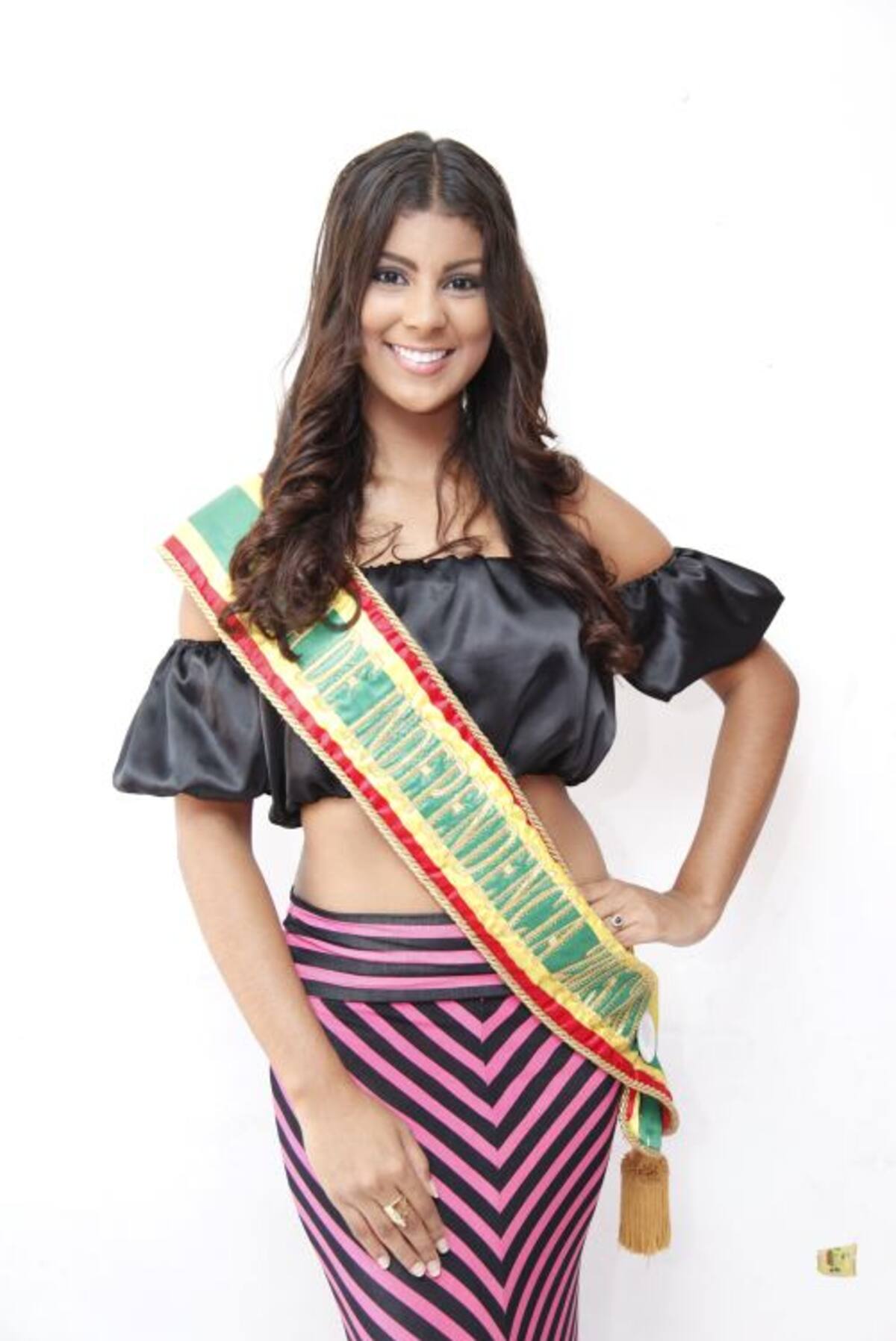 Naomy Ocoró Sinisterra, Reina de Independencia. FOTO AROLDO MESTRE - EL UNIVERSAL