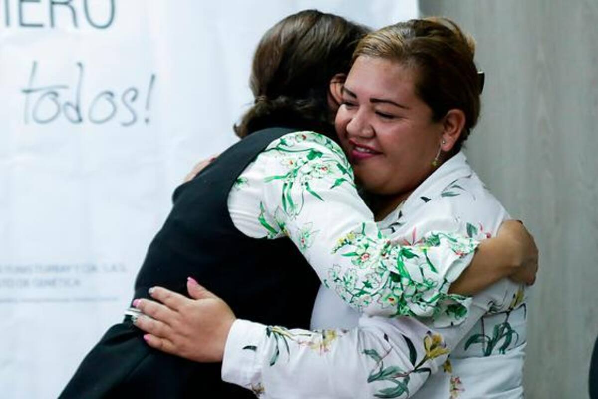34 años después se reencuentran dos hermanas separadas por tragedia en Armero