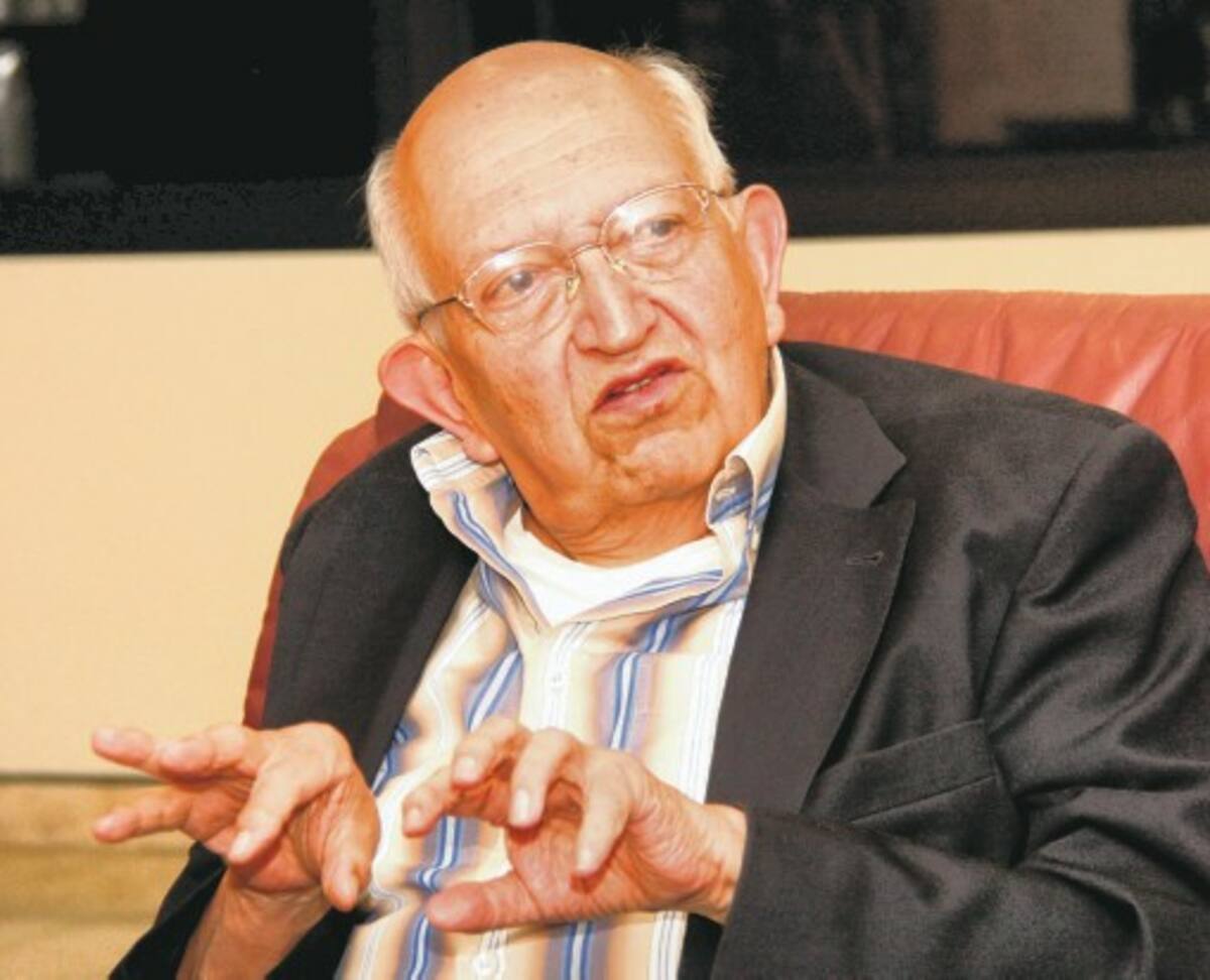 El periodista y escritor Plinio Apuleyo Mendoza, en su diálogo con El Universal. FOTOS DE ZENIA VALDELAMAR