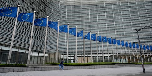 Comisión Europea pide a tres sitios de pornografía medidas para proteger a menores