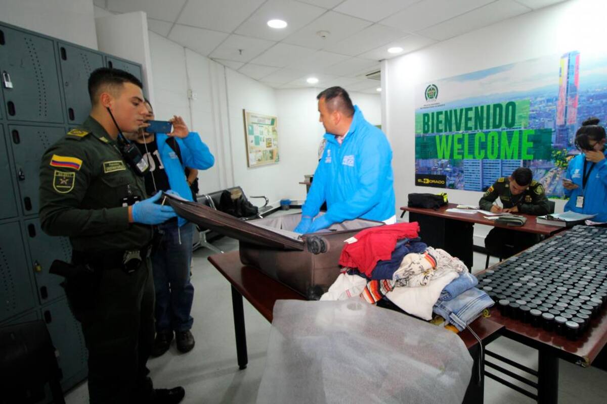 Incautan 424 ranas venenosas en el aeropuerto El Dorado