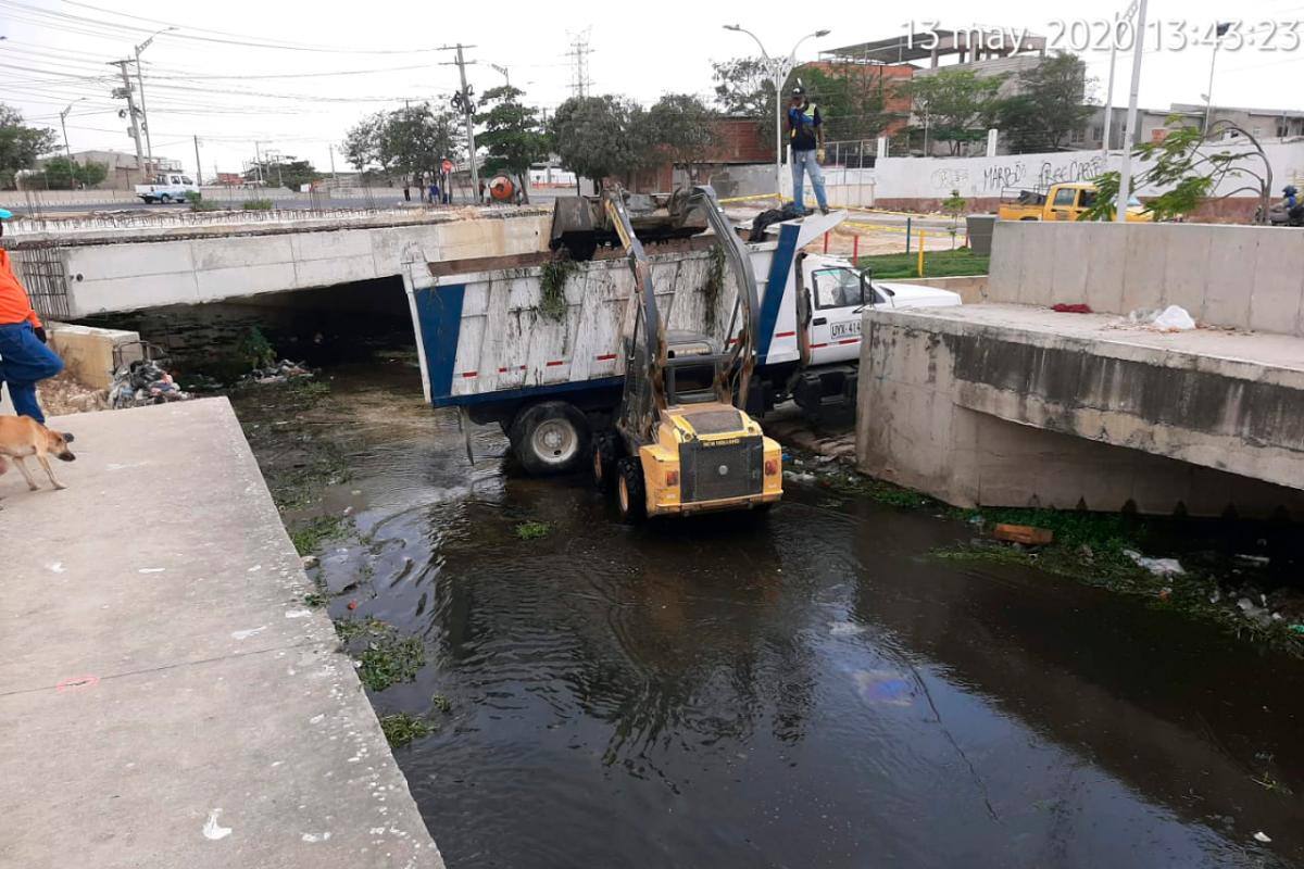 296 toneladas de basura retiraron de los arroyos de Barranquilla