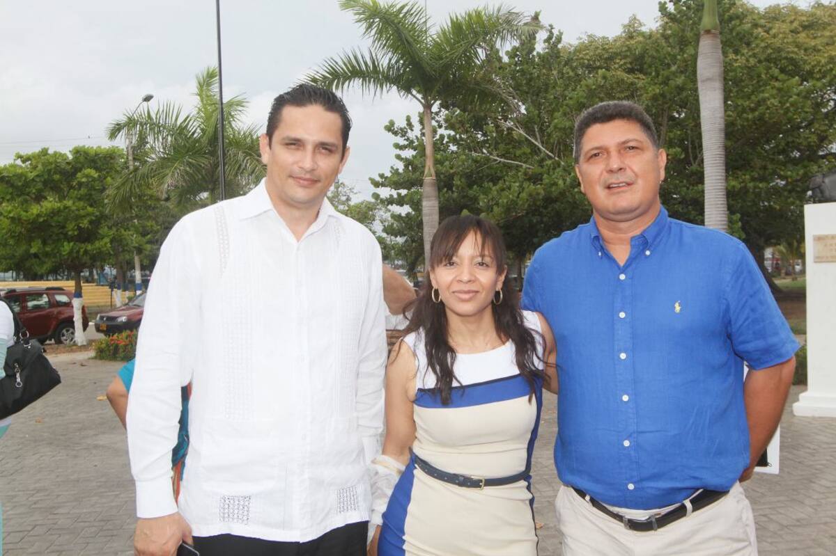 Diego Manrique;, Claudia Barreto e Hisnardo Buelvas.