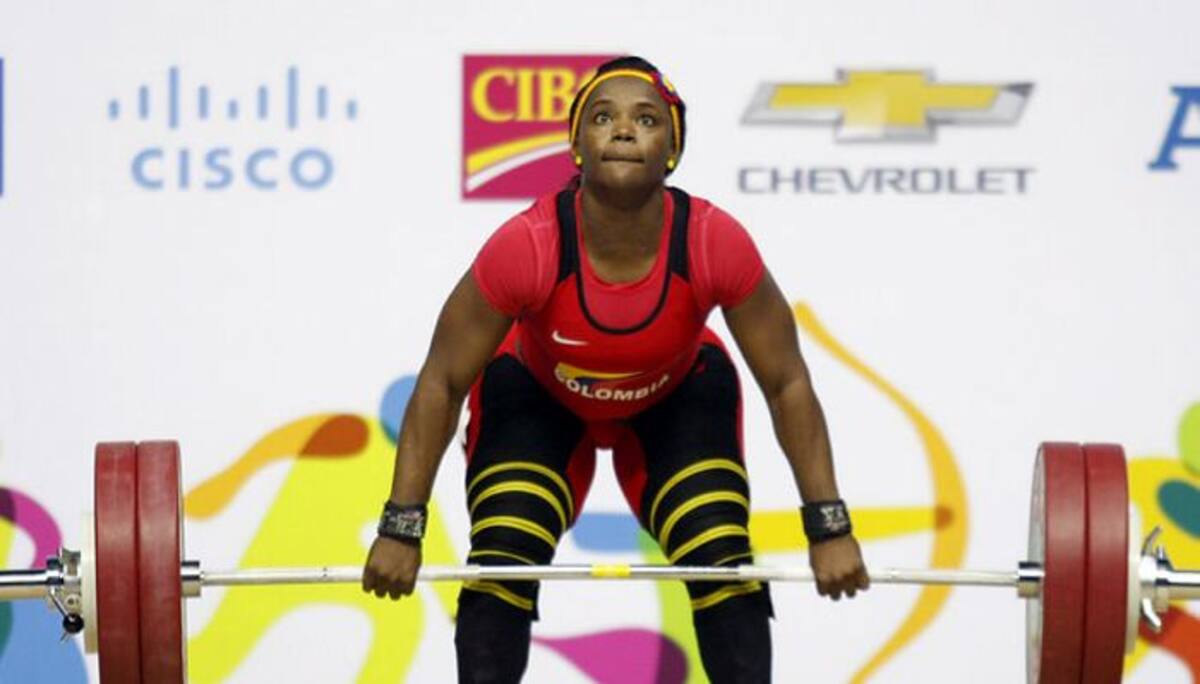 La colombiana Ubaldina Valoyes ganó la medalla de oro en la división de los 75 kilogramos del levantamiento de pesas de los XVII Juegos Panamericanos Toronto 2015. COLPRENSA.