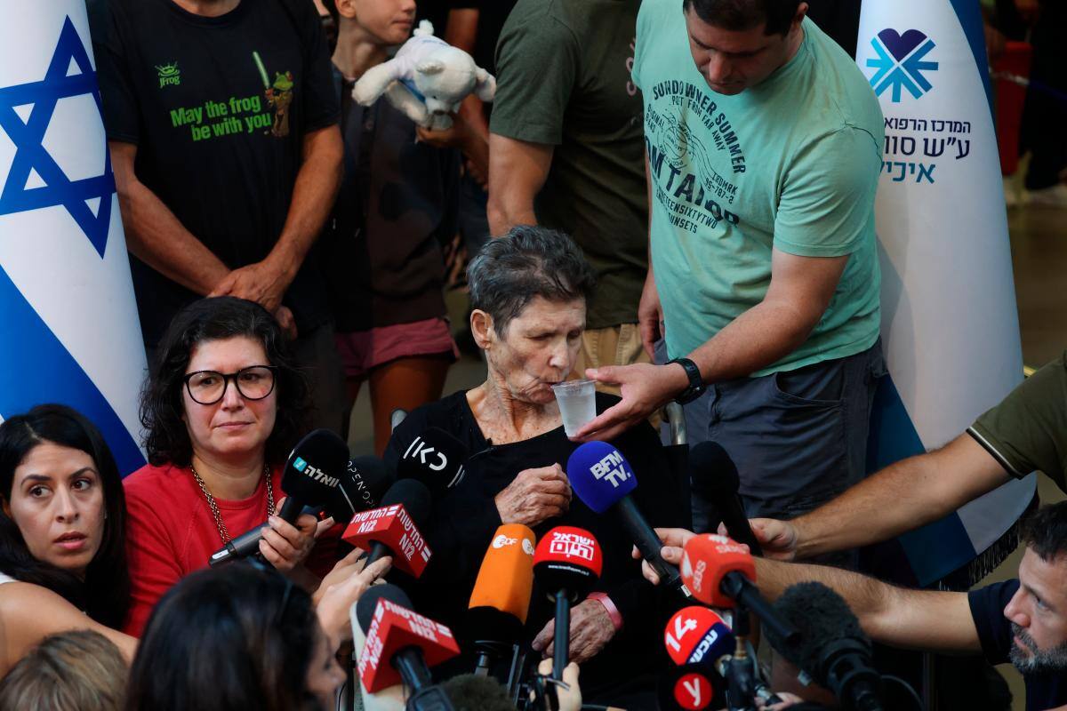 Hamás plantea canje de rehenes israelíes por presos palestinos