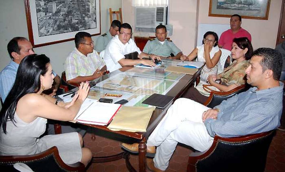 Los miembros del Comité de Seguimiento Electoral se reunieron en la Alcaldía. CORTESÍA