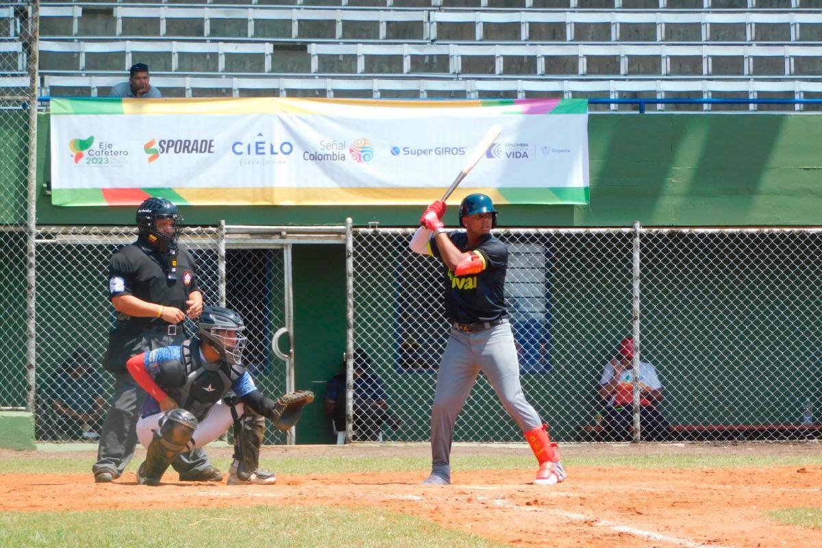 “Nos confiamos, pero sacamos el partido adelante”, Santiago, pitcher de Bolívar