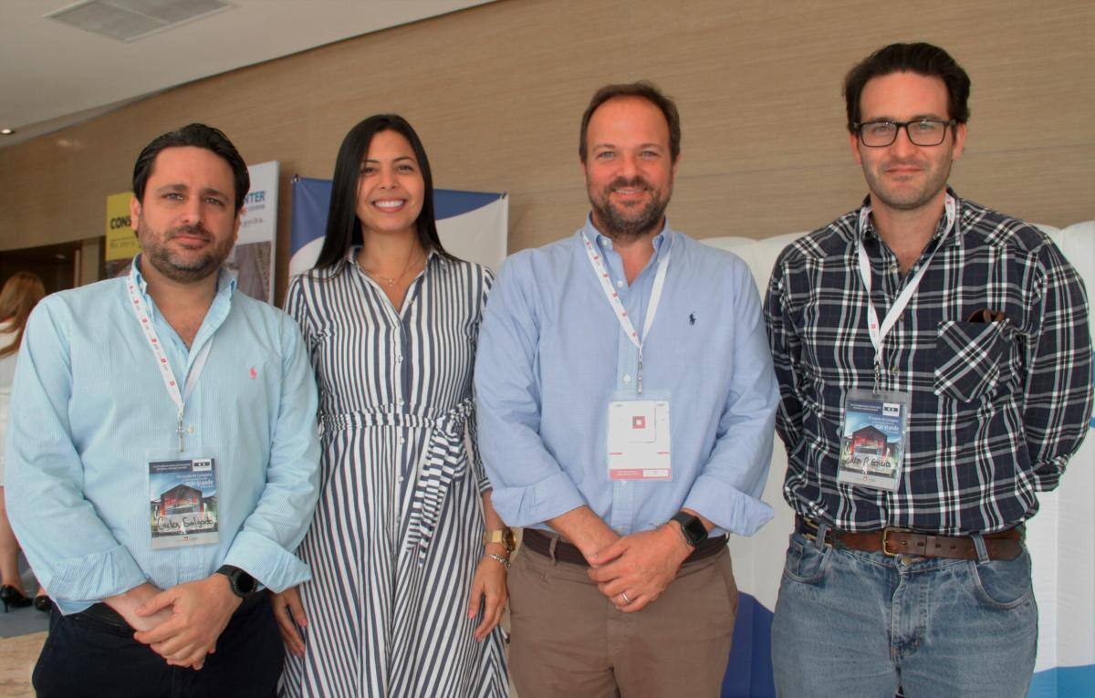 Carlos Salgado, Laura Pérez- Baldi, Luis Eduardo Tovar y Juan Pablo Gaviria.