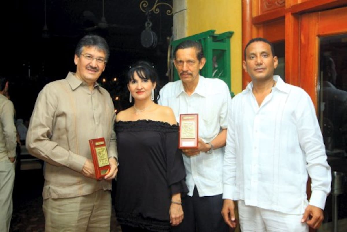 Luis Jerónimo Espinosa, Katia Caballero Tovío, Álvaro Vi-llarraga y Héctor Varela.