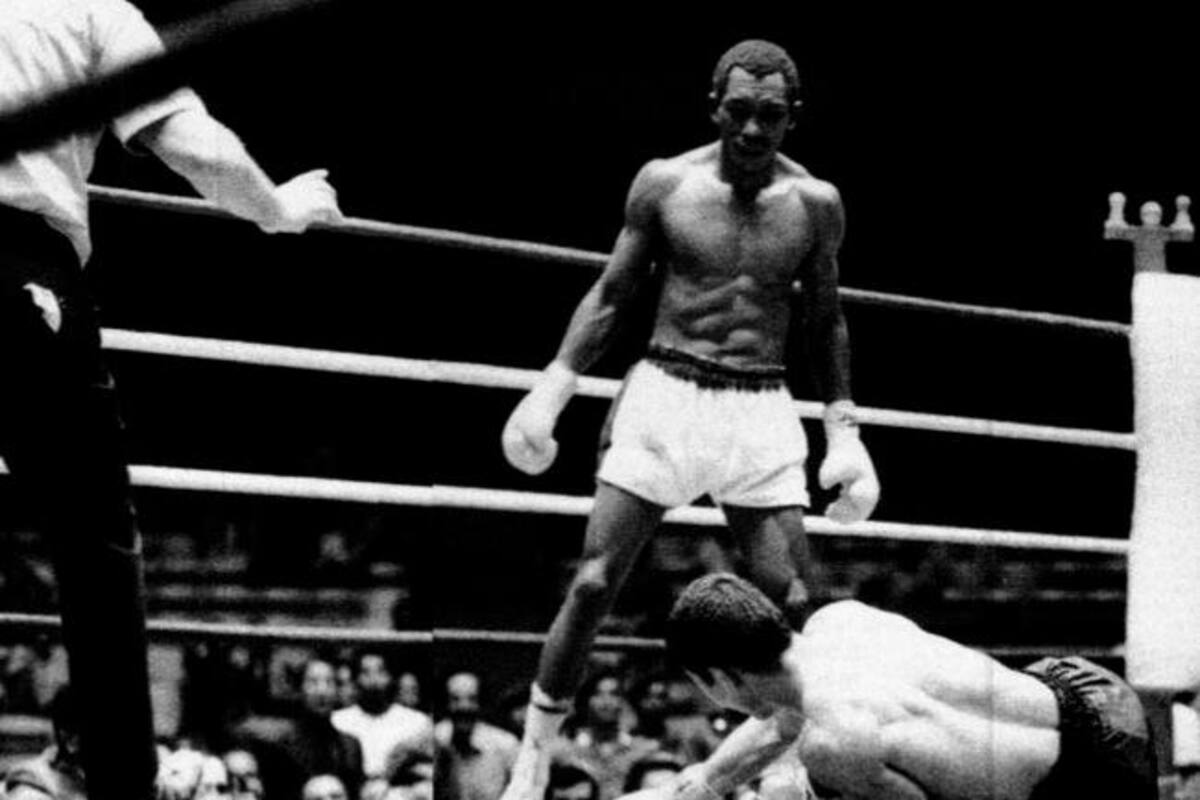 Pambelé, el más grande, un día como hoy fue campeón del mundo
