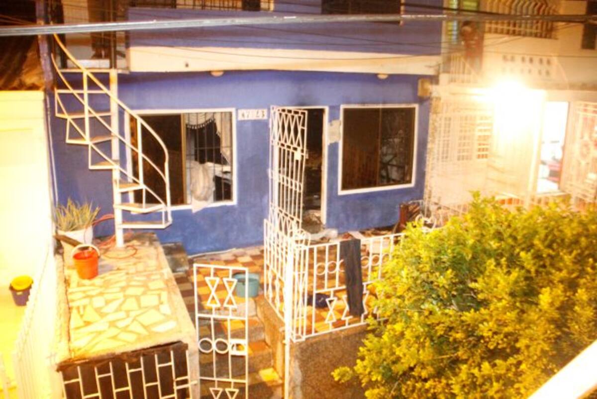 El interior de la casa fue consumido por las llamas. NAYIB GAVIRIA - EL UNIVERSAL -
