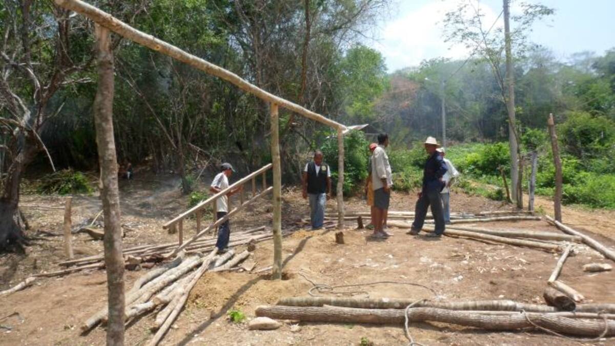 El pasado martes 14 de mayo, la comunidad del corregimiento Jesús del Monte, fue sorprendida por una fuerte lluvia que destechó varias viviendas y destruyó la Institución Educativa Lila Leyva/ El Universal