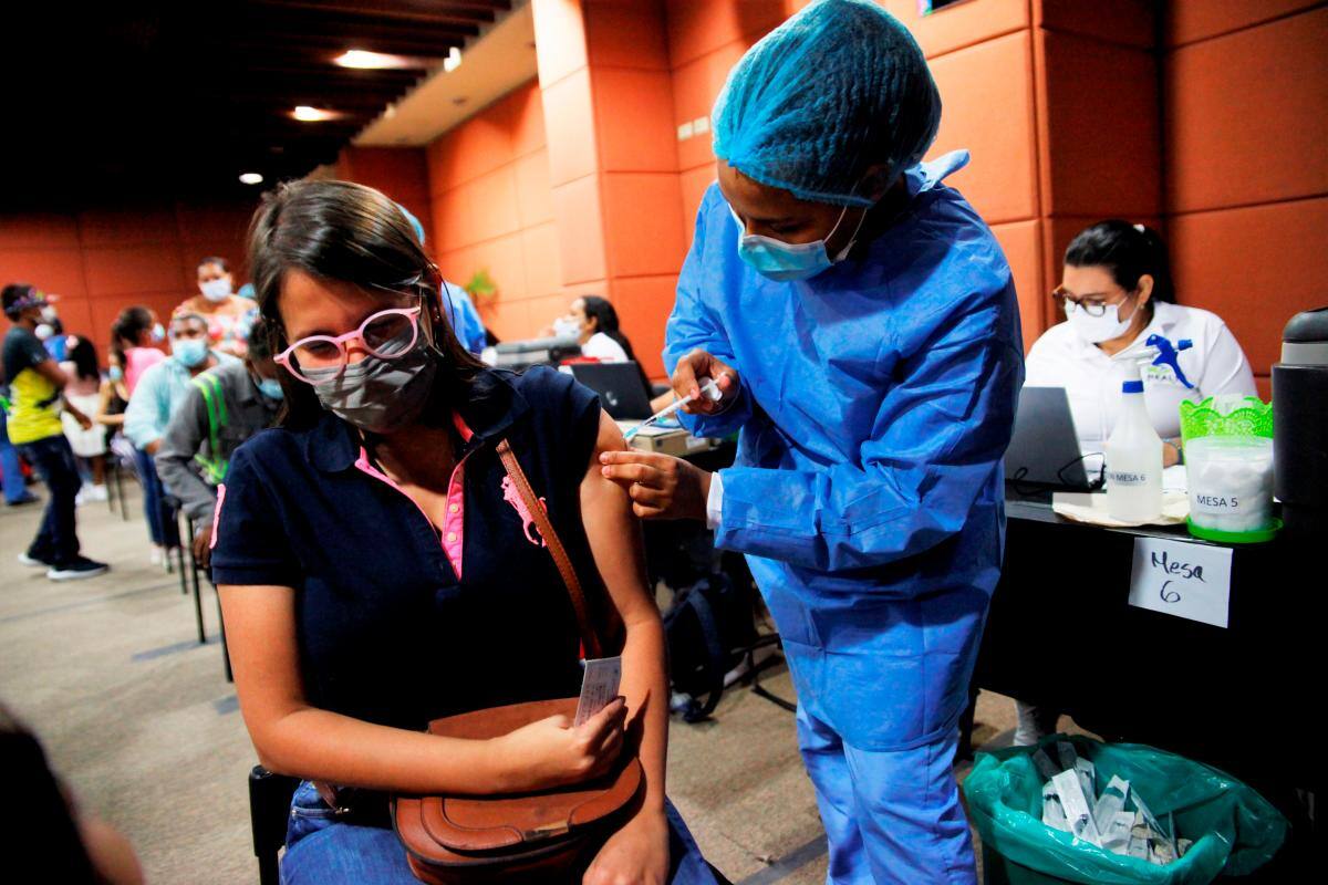 Vacunatón en Cartagena fue un éxito: se aplicaron más de 2 mil vacunas