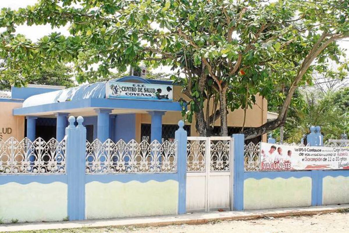El pasado jueves el personal médico de la ESE de Coveñas cerro las puertas del Centro del centro de salud.