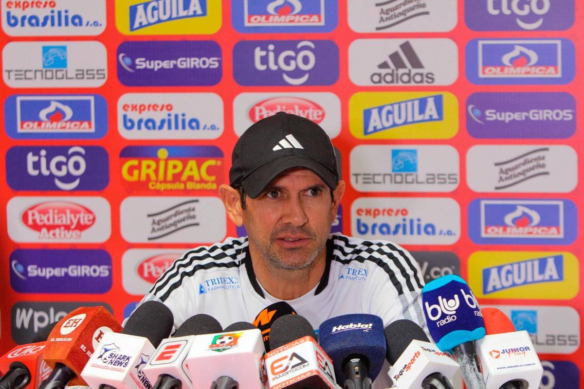 Oficial: Arturo Reyes no sigue como técnico de Junior de Barranquilla