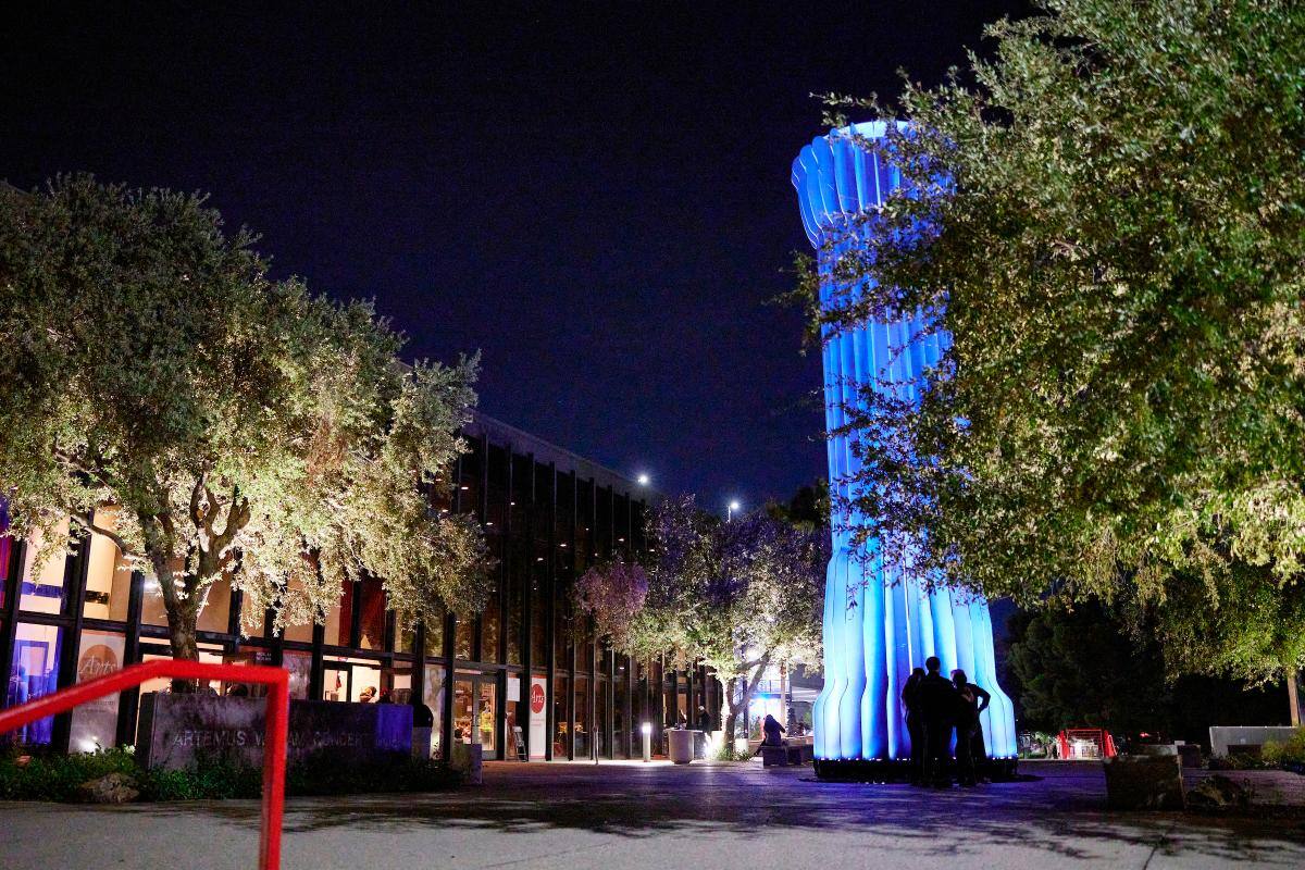 Tres muertos y un herido deja tiroteo en una universidad de Las Vegas