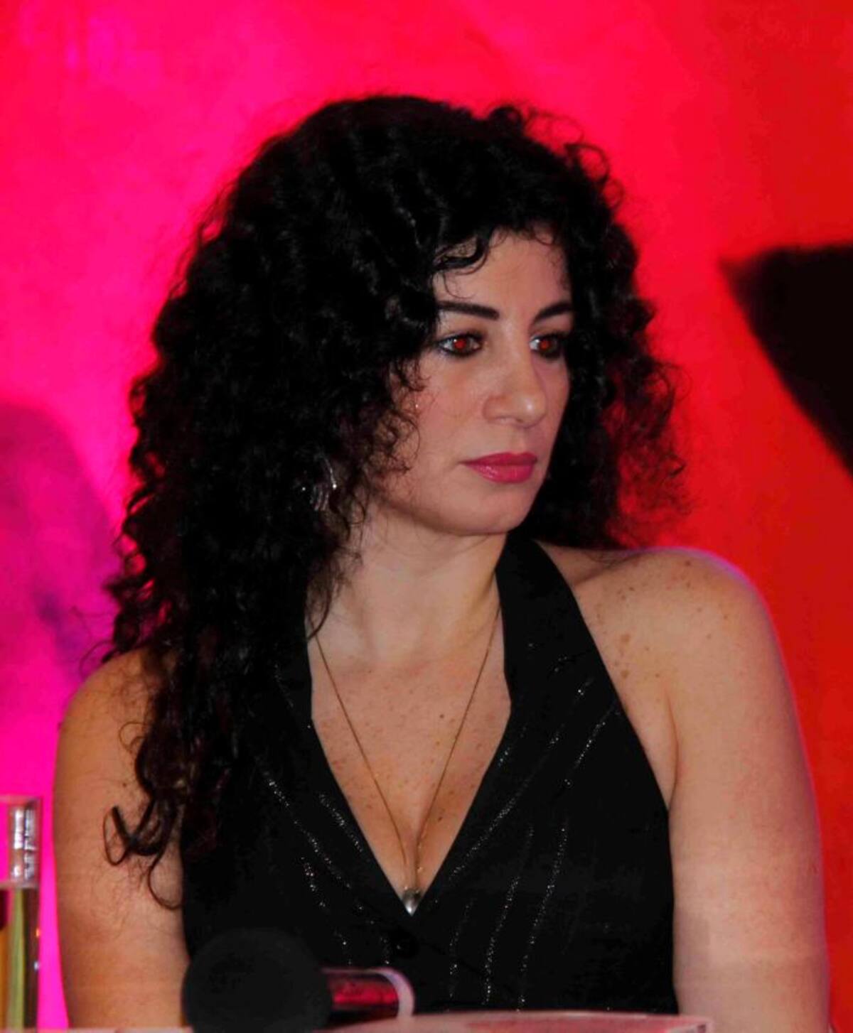 La gran poeta y ensayista árabe Joumana Haddad, en Hay Festival Cartagena 2017. Kailline Giraldo