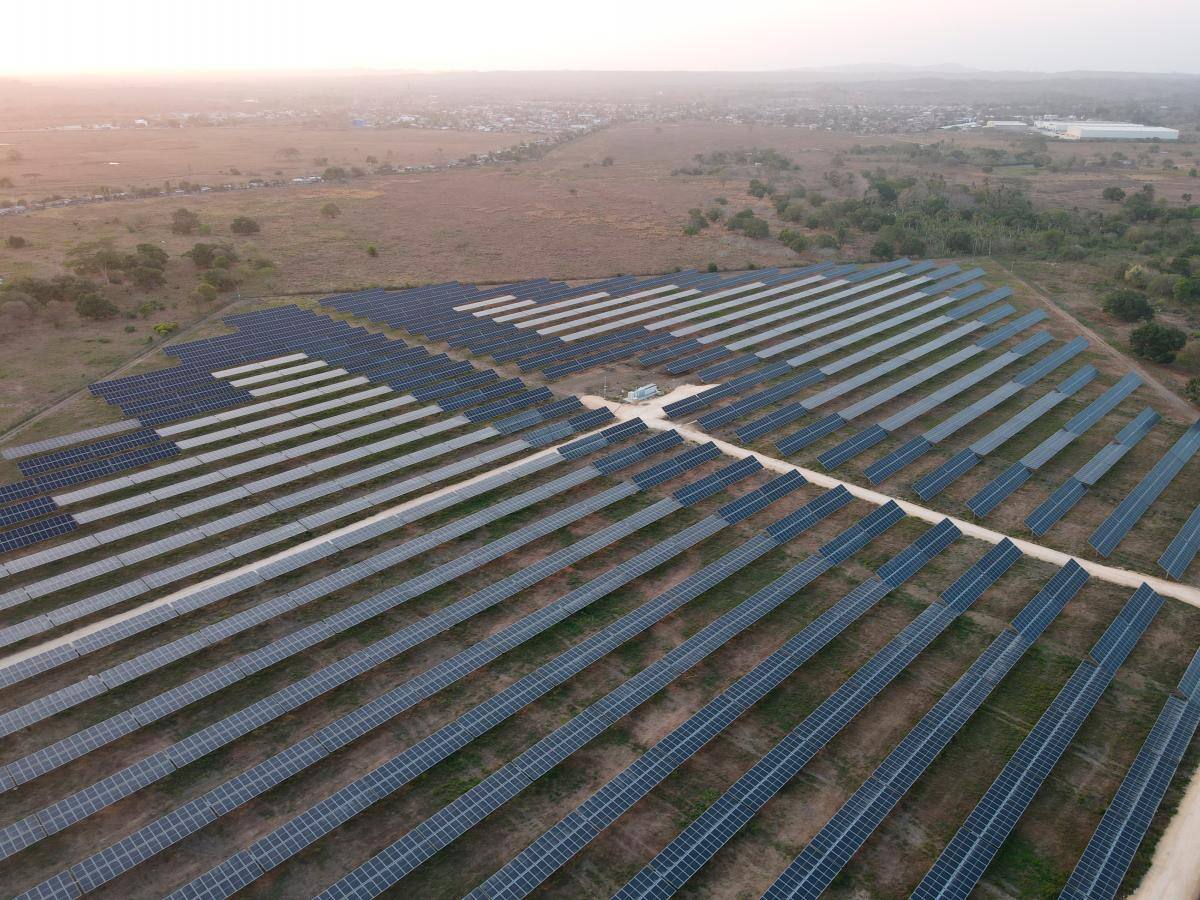 Vista parcial del Parque Solar Tucanes. // CORTESÍA