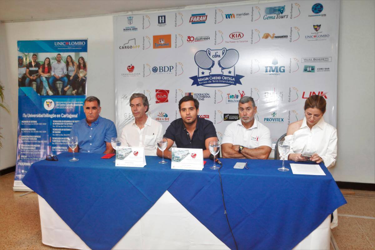 Magín Ortiga Pareja, Gabriel Sánchez, Jorge Ramos, Vicente Gutiérrez de Piñeres y Paola Dávila Pestana.