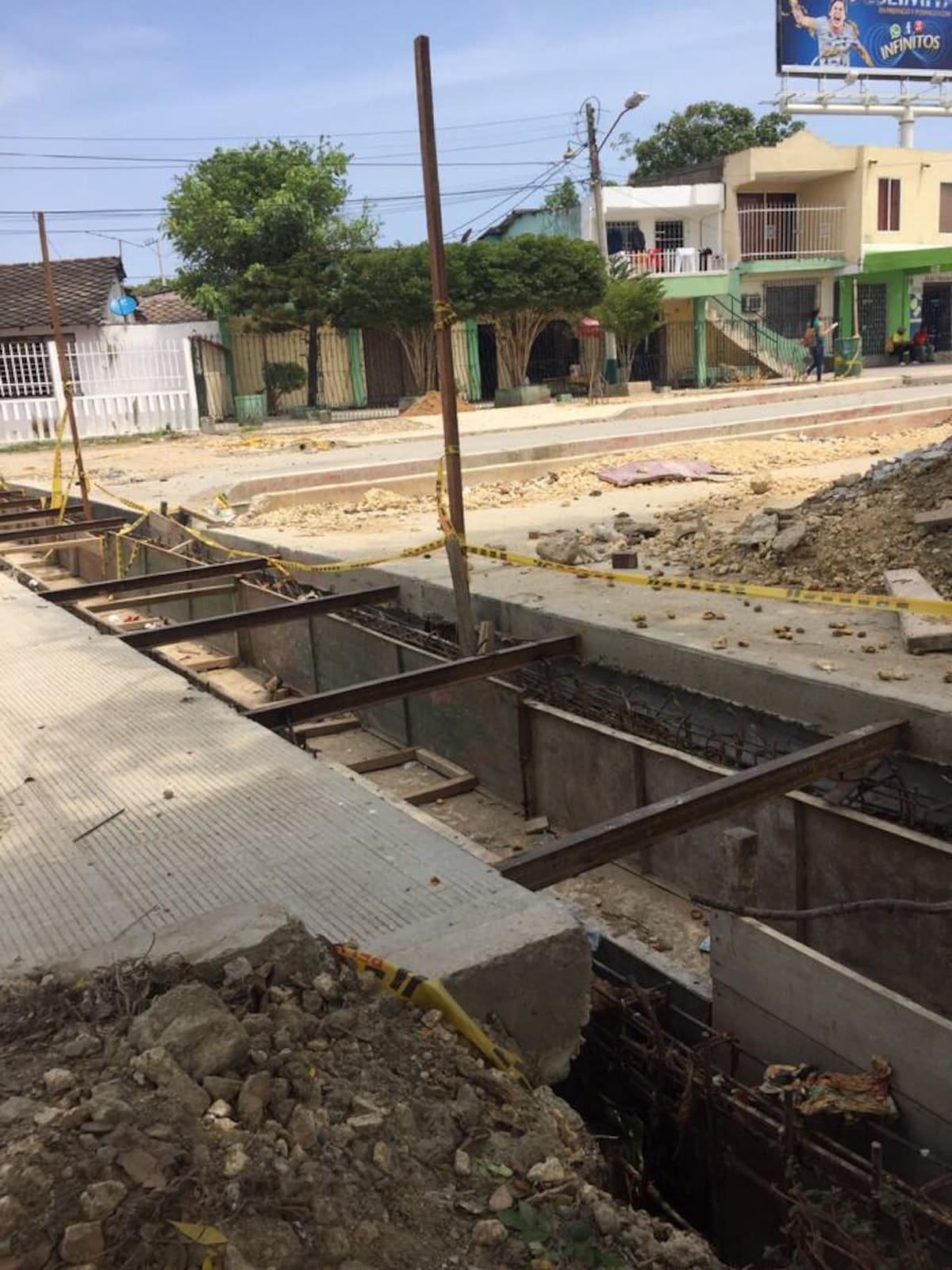 Según la denuncia, esta cuneta causa accidentes frecuentemente. Foto: Ciudadano reportero