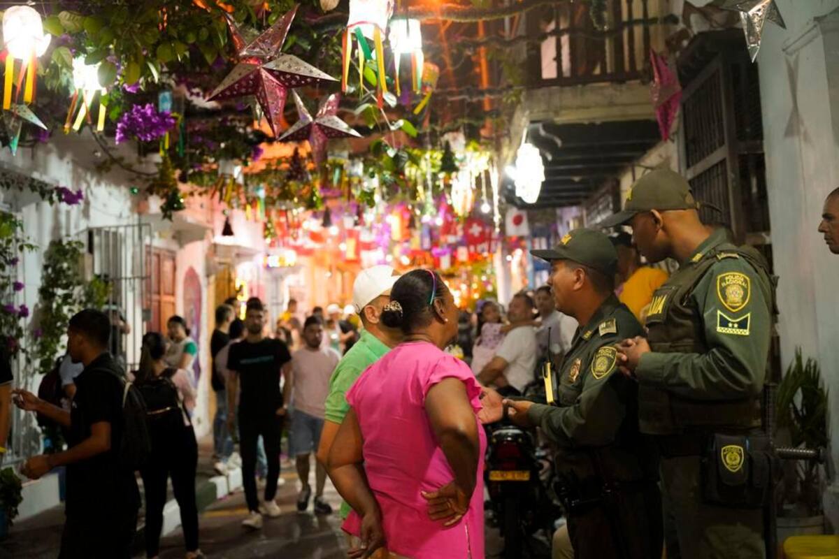Toma a Getsemaní: incautan droga, sellan comercio e inmovilizan motos