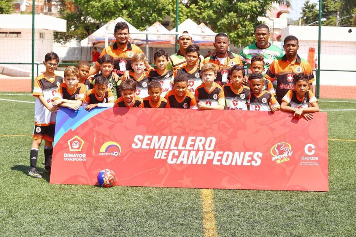 El Recreo se clasificó de primero en su grupo mostrando buen fútbol. Julio Castaño/El Universal