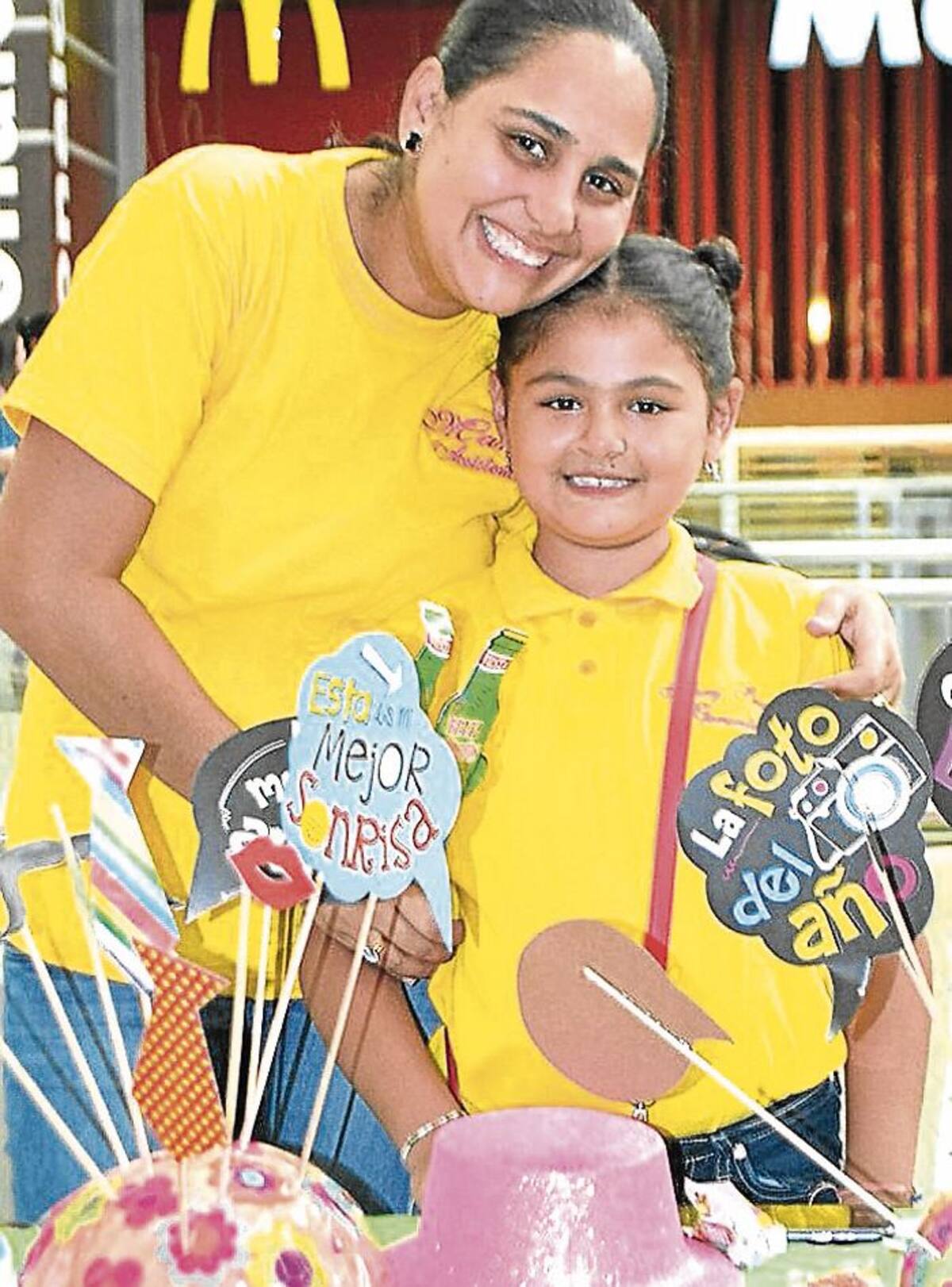 Jiseth Ramírez y María Susana Olivo.