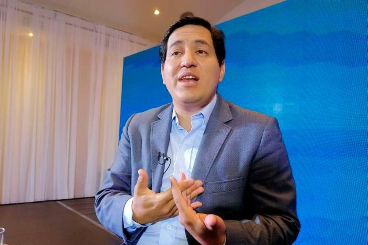 Arauz gana en Ecuador con el 32,20 % y sigue la puja por el segundo lugar