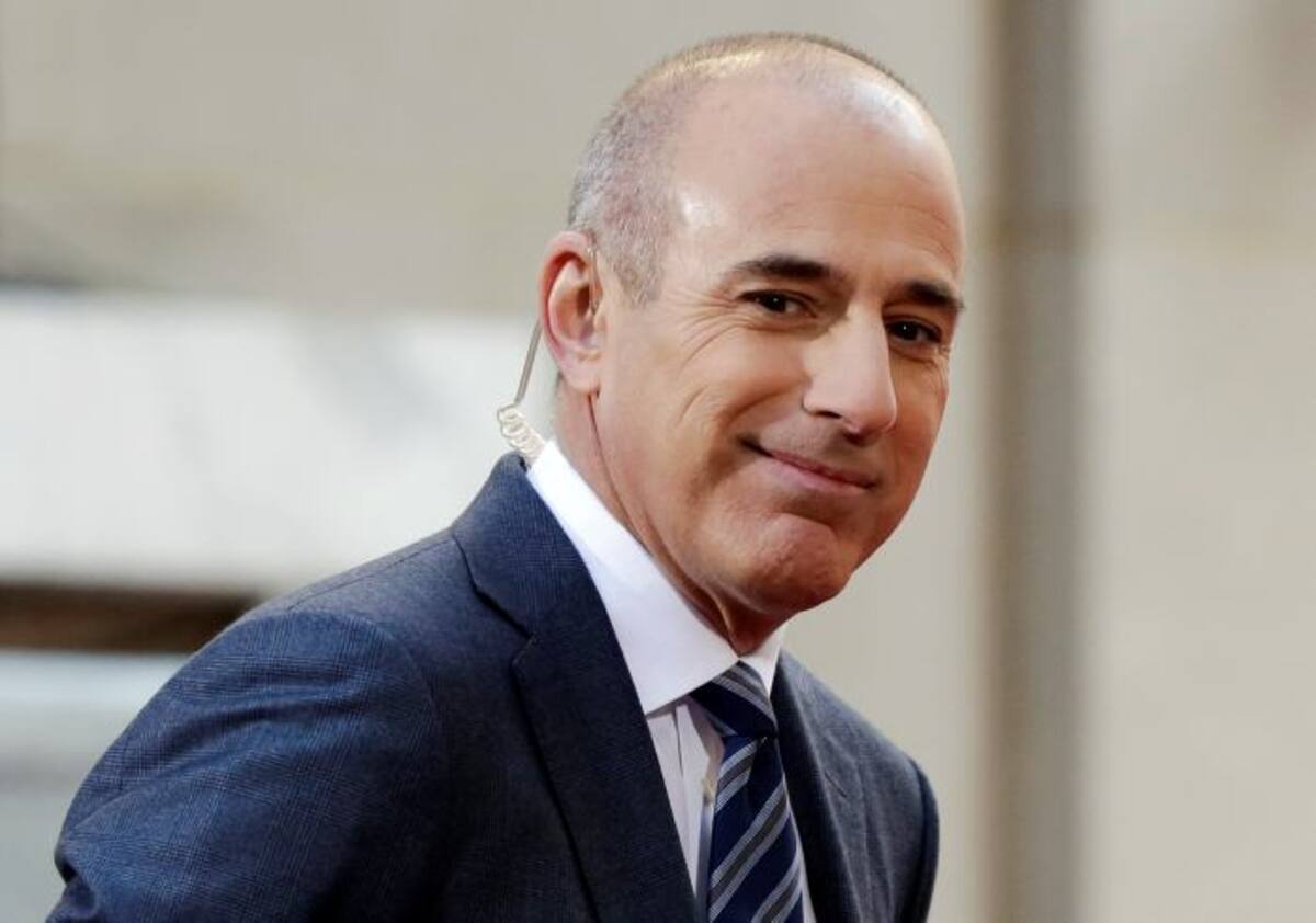 Lauer, de 59 años, presentaba desde hace dos décadas el programa "Today", uno de los más importantes de NBC News. AP