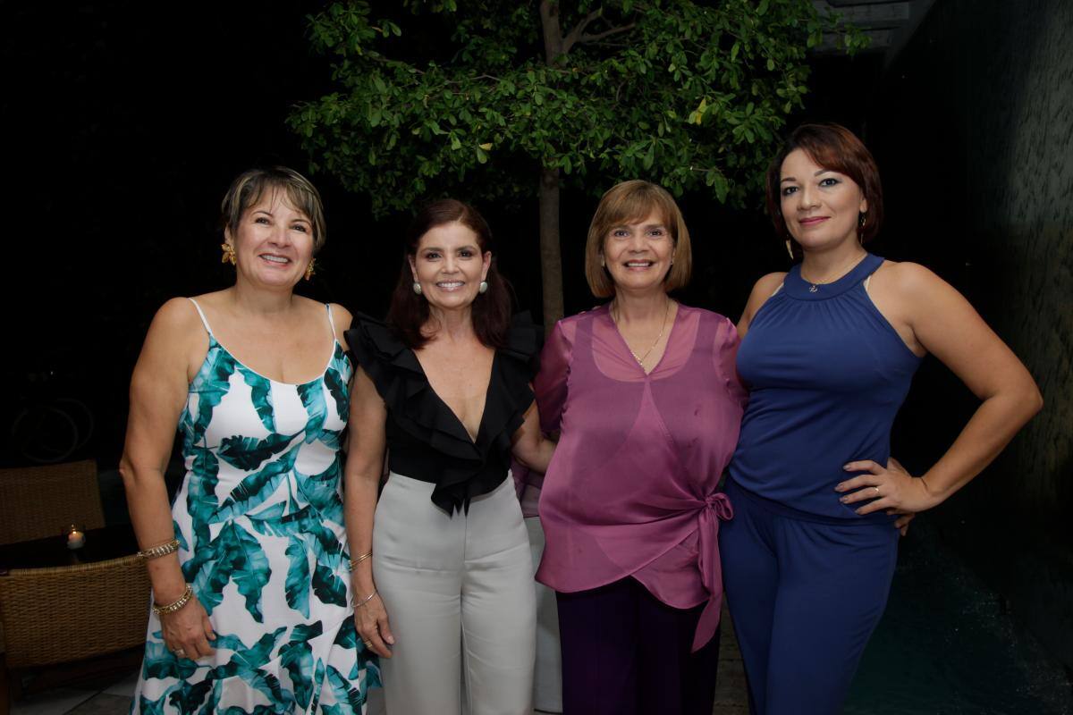Mery Luz Londoño, Lucy Padauí, Audy Londoño y Giselle Morales. //Fotos: Julio Castaño Beltrán.