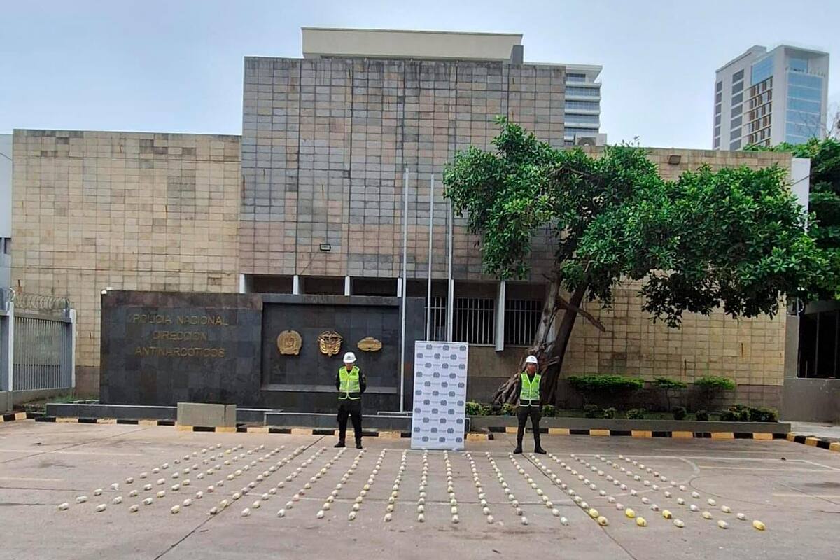 Caen ‘narco-piñas’ con 63 kilos de cocaína en el puerto de Cartagena