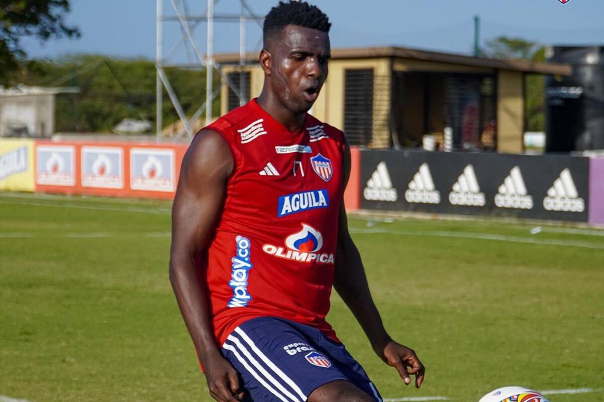 “Soy alegre y he llegado a un equipo donde reina la alegría”: Marco Pérez