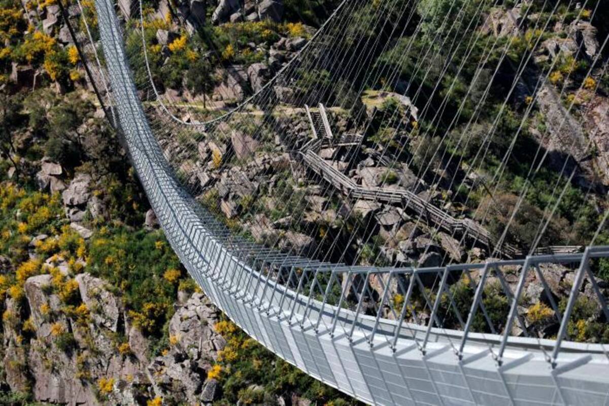 Portugal estrena el puente colgante peatonal más largo del mundo