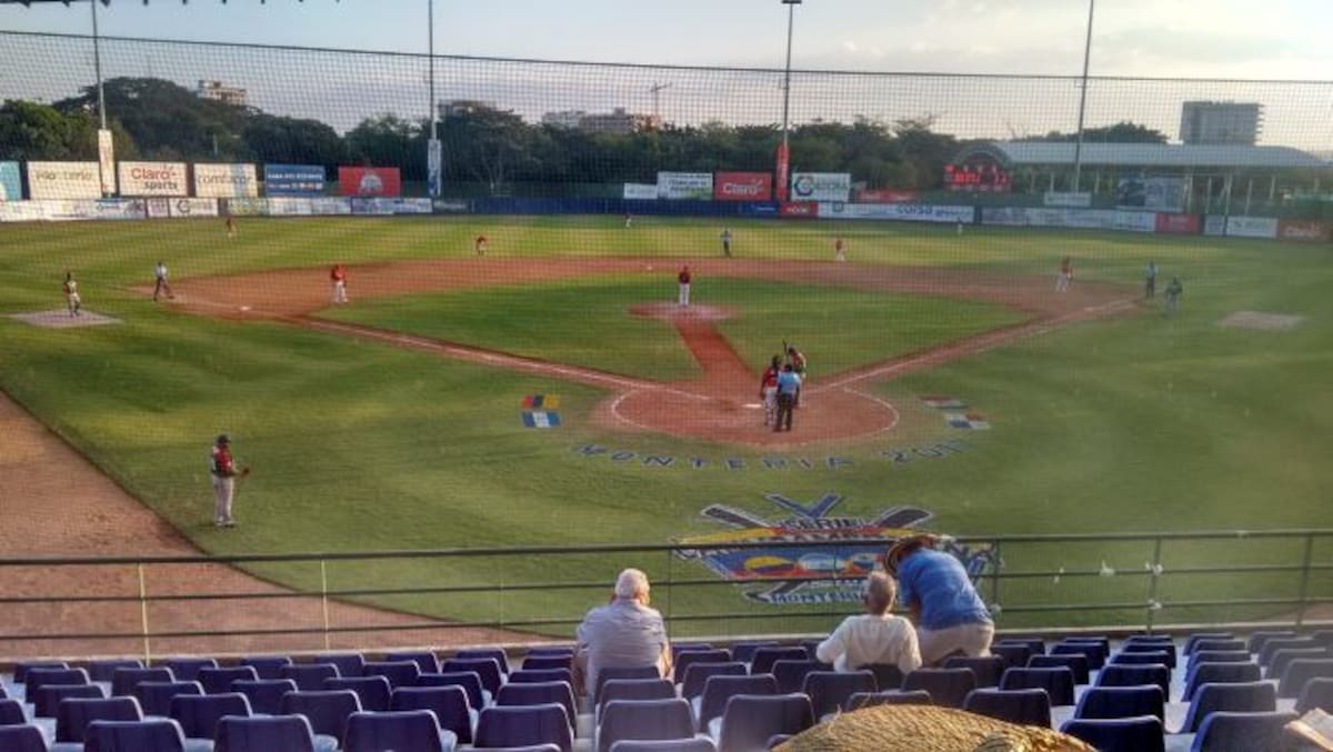 Así luce el estadio 18 de Junio de Montería en la Serie Latinoamericana de Béisbol.