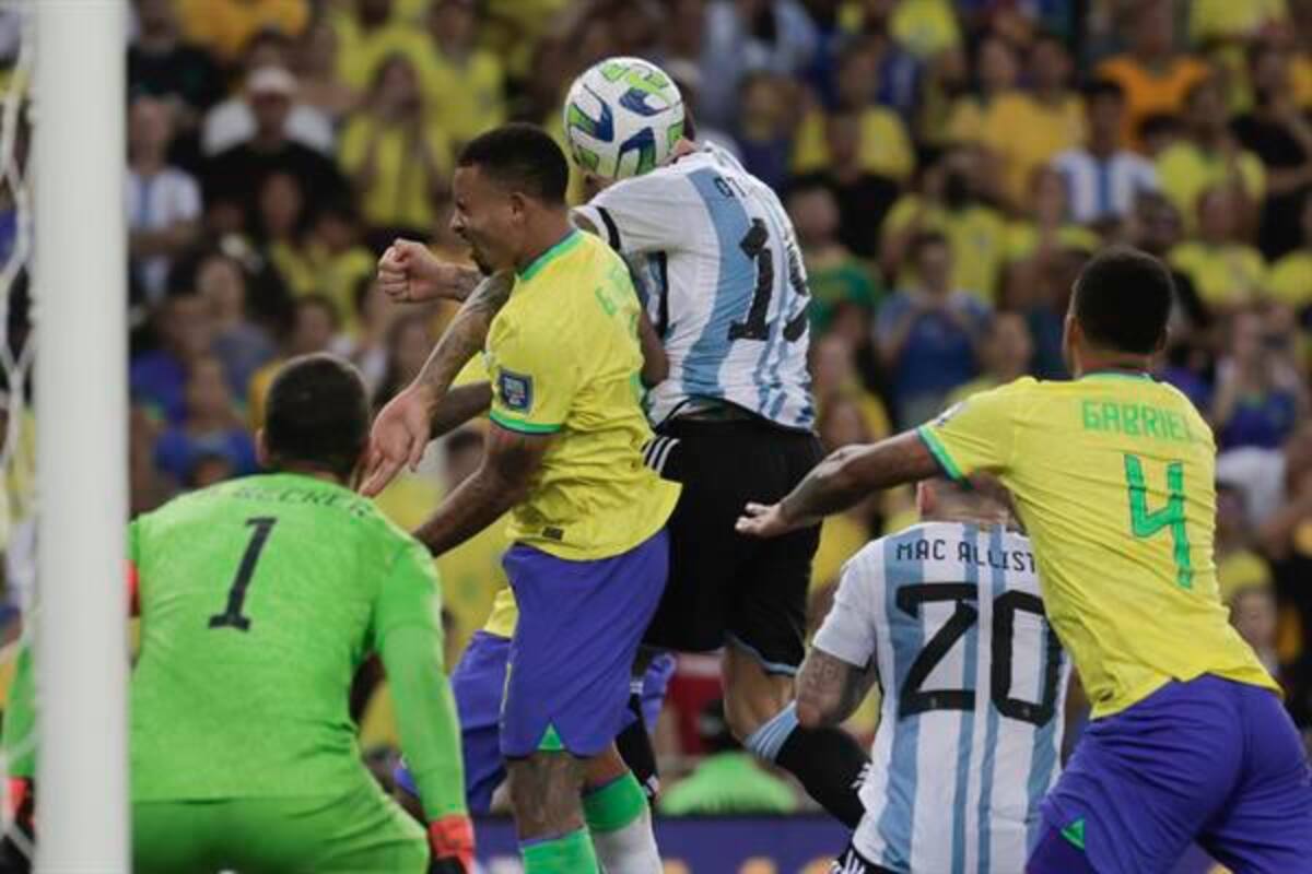 Brasil volvió a perder, esta vez ante Argentina