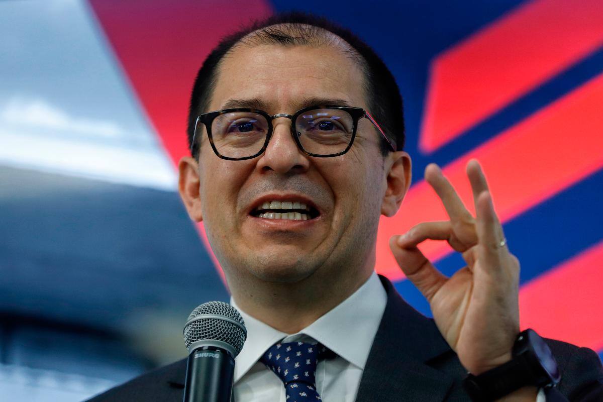 “Fue un espectáculo grotesco”: fiscal citará a director de la Policía