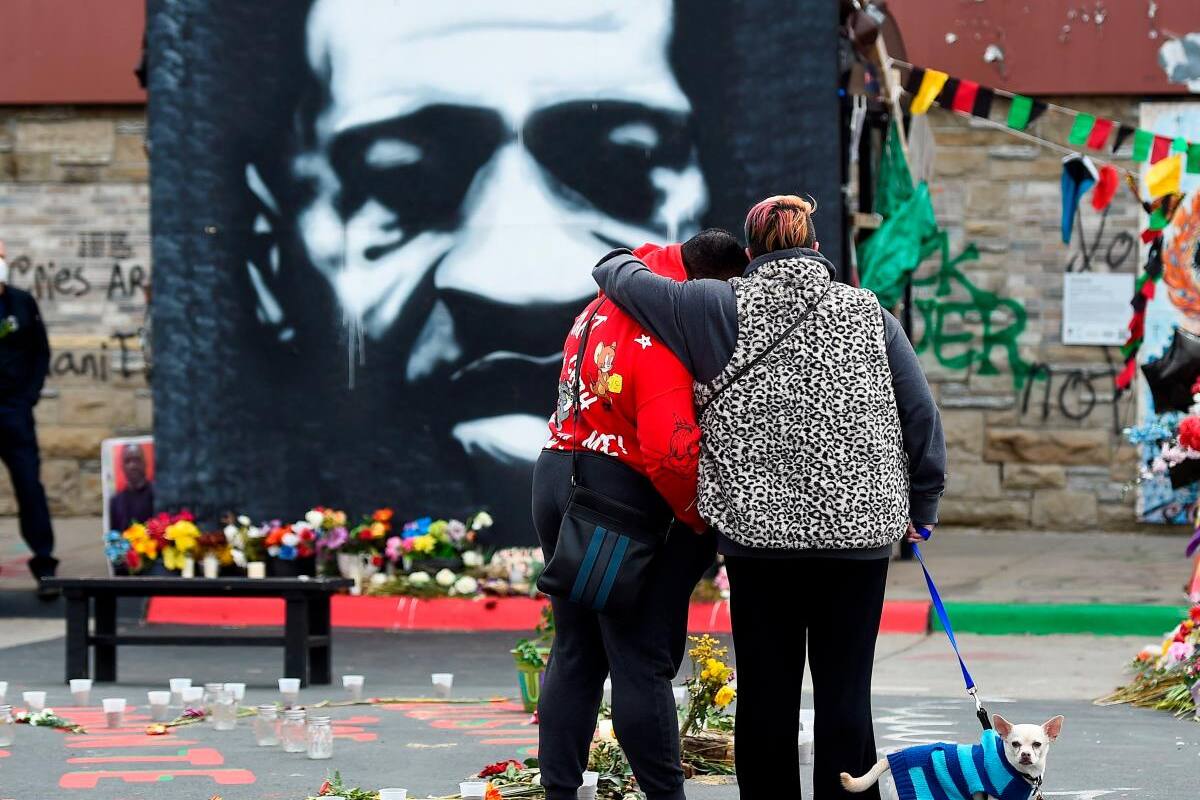 Expolicía, declarado culpable de tres cargos por la muerte de George Floyd