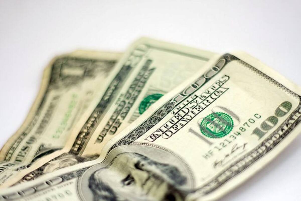 El dólar estadounidense cerró el lunes con tendencia variable en un nivel de $1.892,75. Colprensa