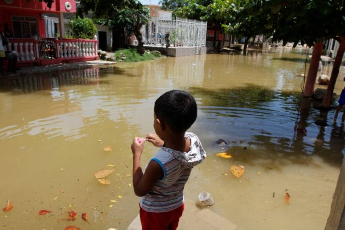 3250 familias damnificadas dejan las lluvias hasta el momento en 61 barrios de Cartagena. La cifra podría aumentar. Julio Castaño