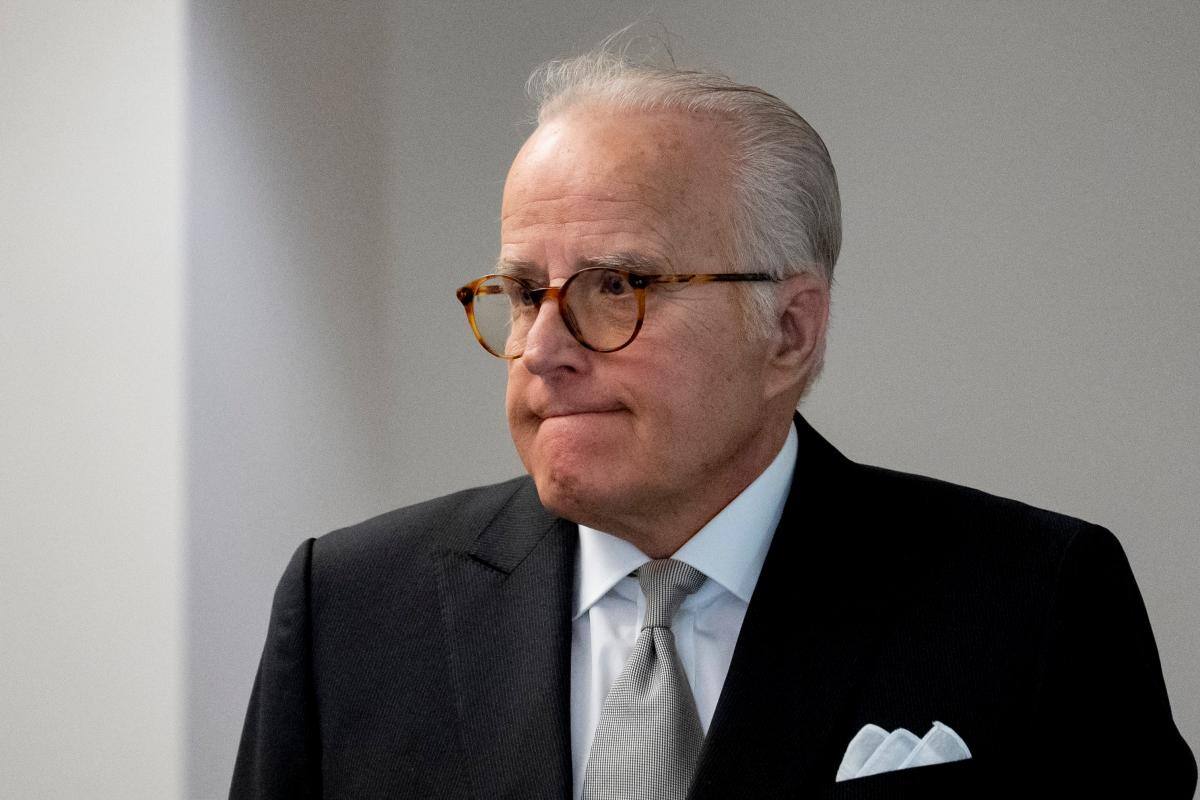 James Biden niega participación de su hermano en negocios de la familia