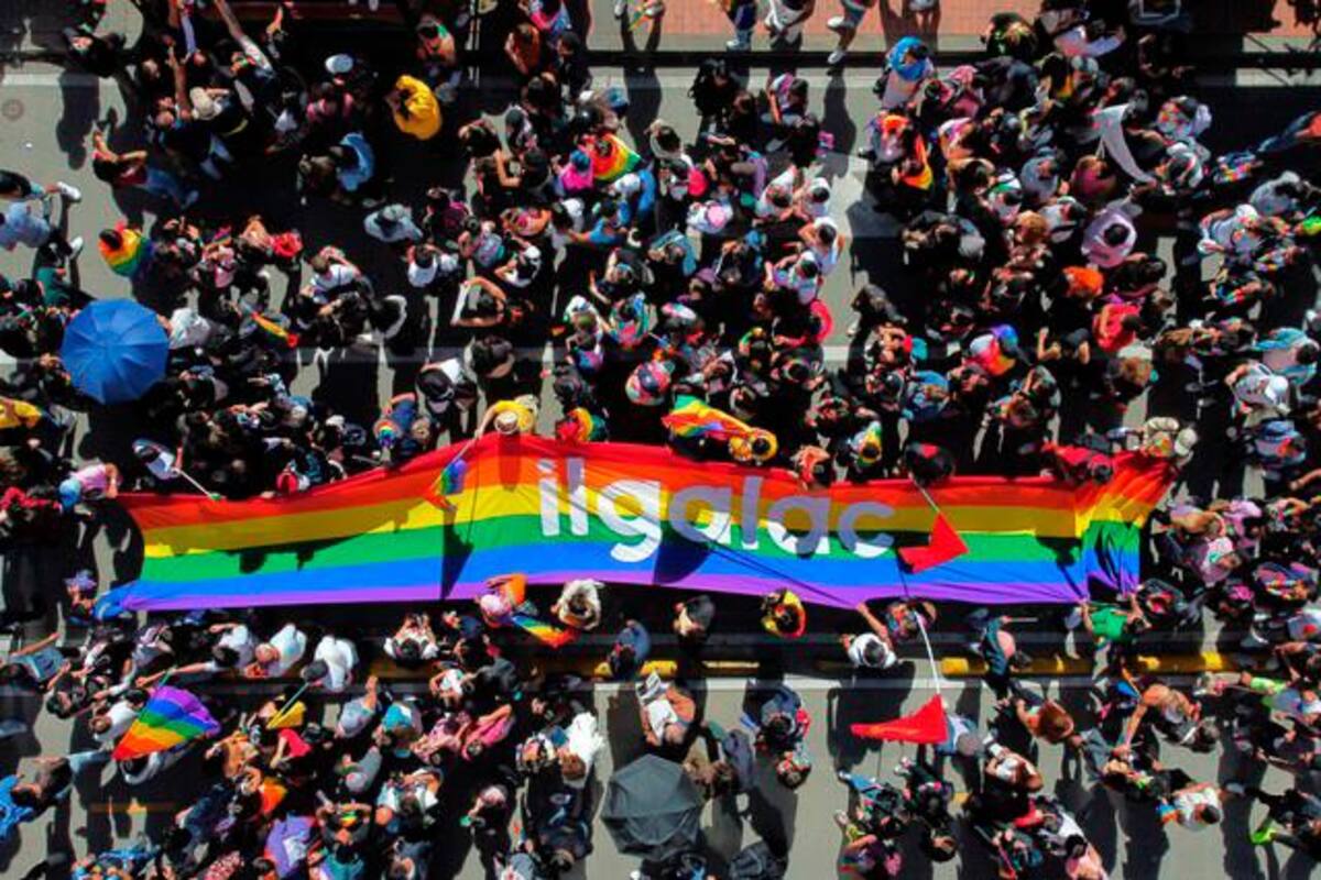 Miles de personas participaron en la marcha del orgullo en Colombia