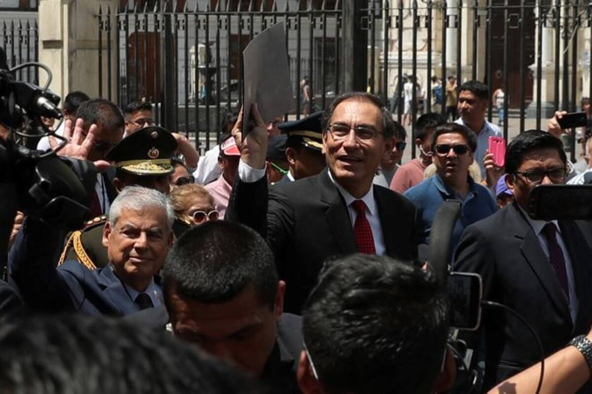 Restituyen a dos fiscales del caso Odebrecht en Perú