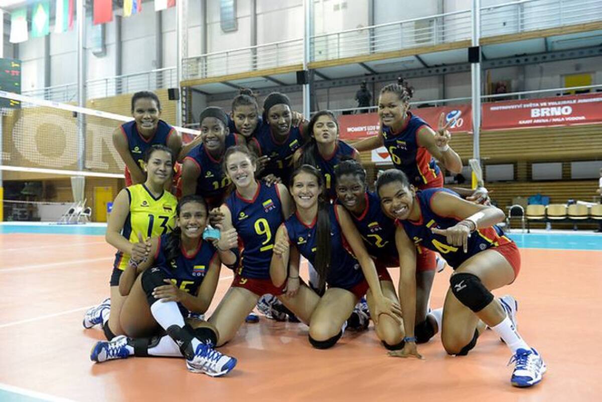 El equipo Sub- 20 de voleibol de Colombia. COLPRENSA