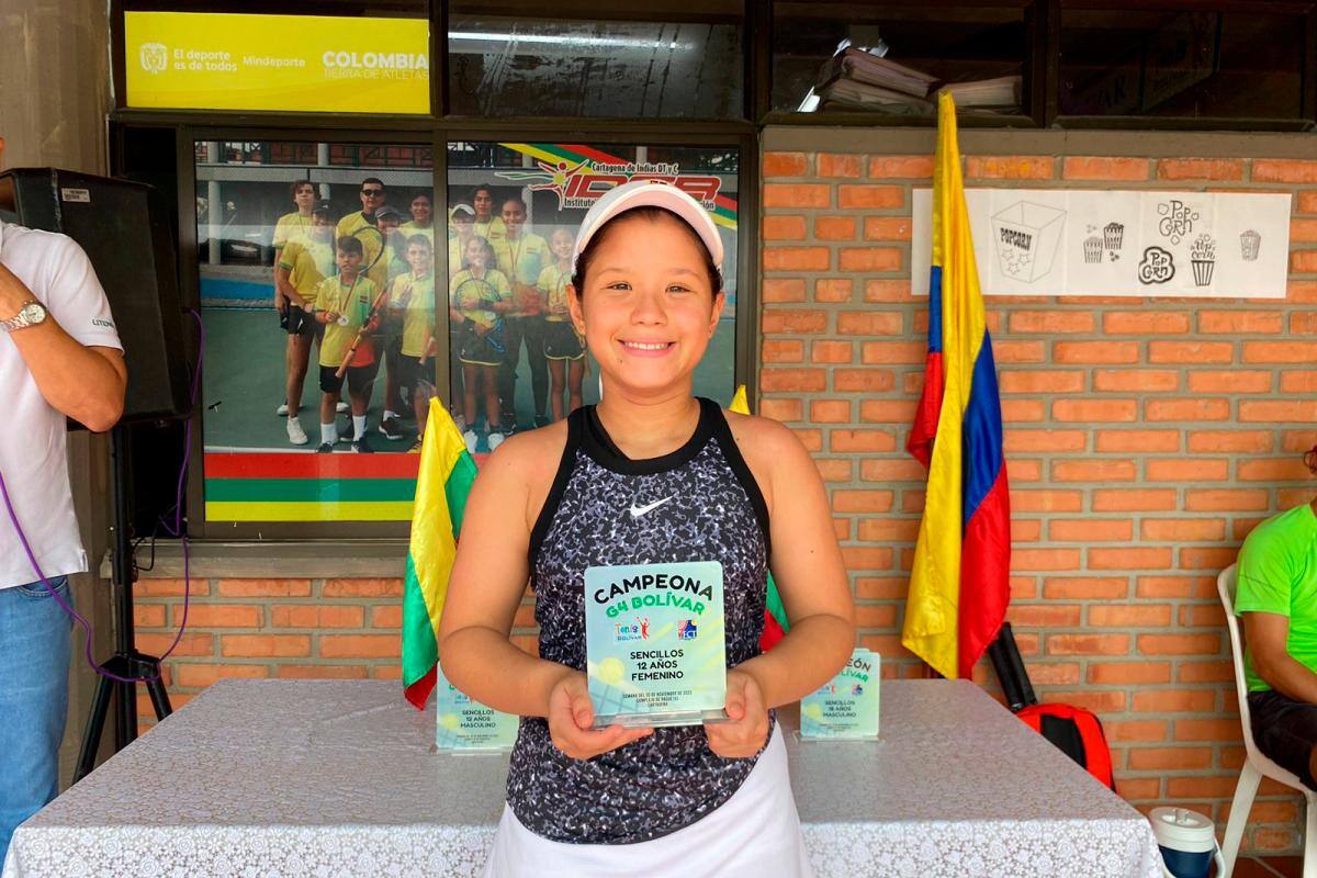 Marcela Isabel, una campeona que se abre paso en el tenis