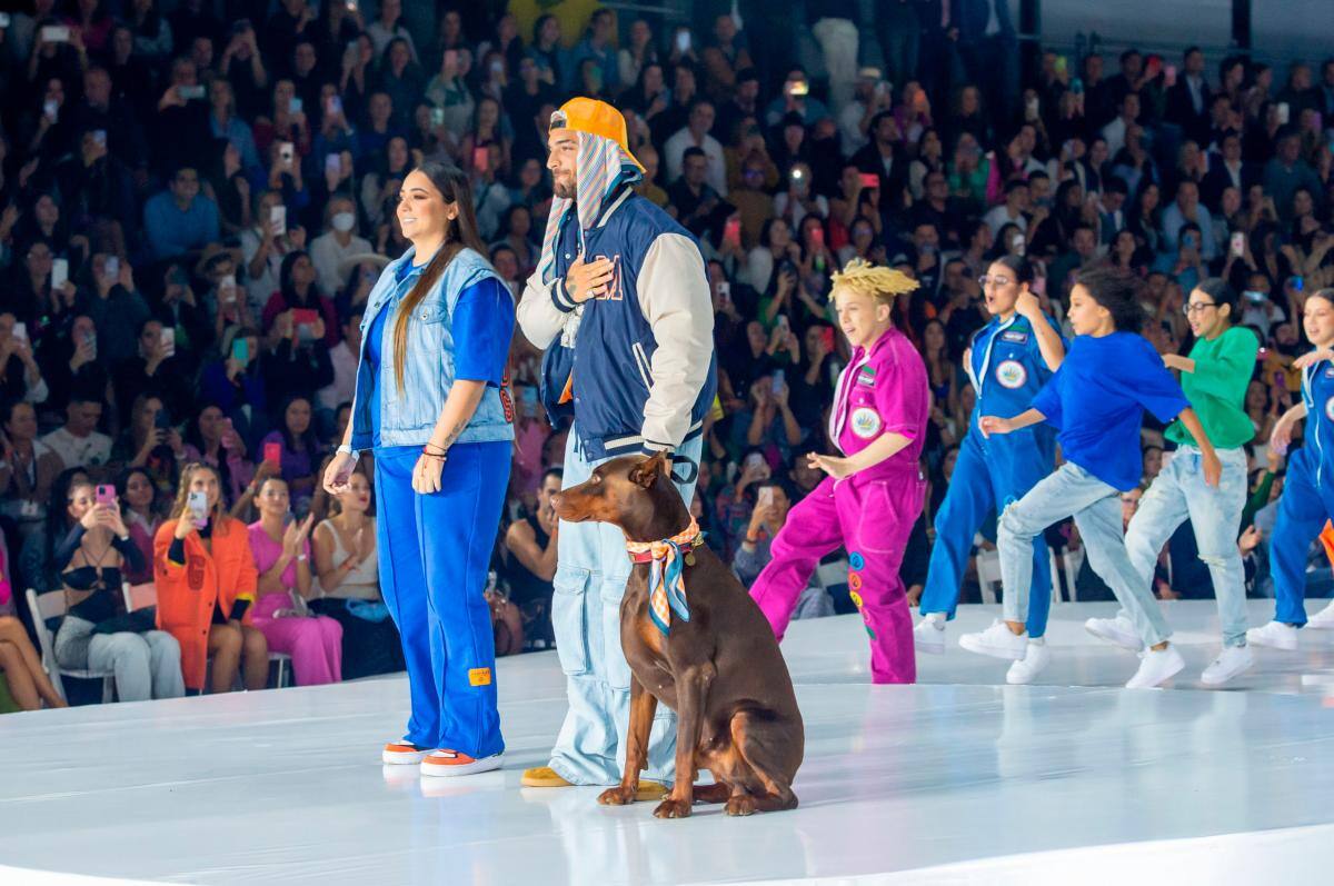 El cantante paisa Maluma y su hermana cerraron la pasarela.//Foto: Inexmoda.