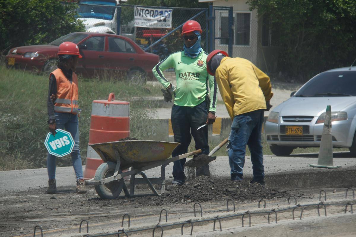 Se reanima la polémica por contratación por horas
