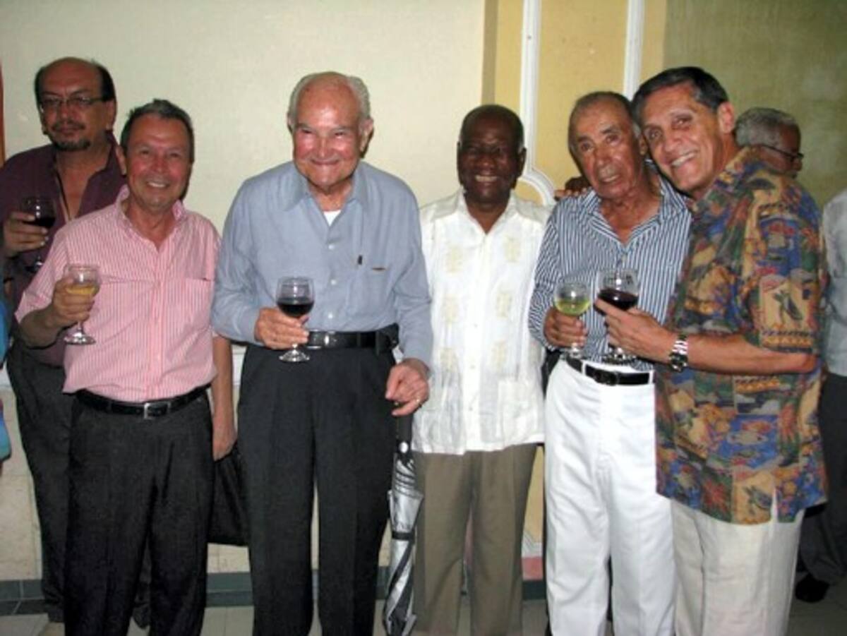 Emery Barrios, Samuel Beltrán, Alberto Araújo, Andrés Pérez Batista y Henry Char.