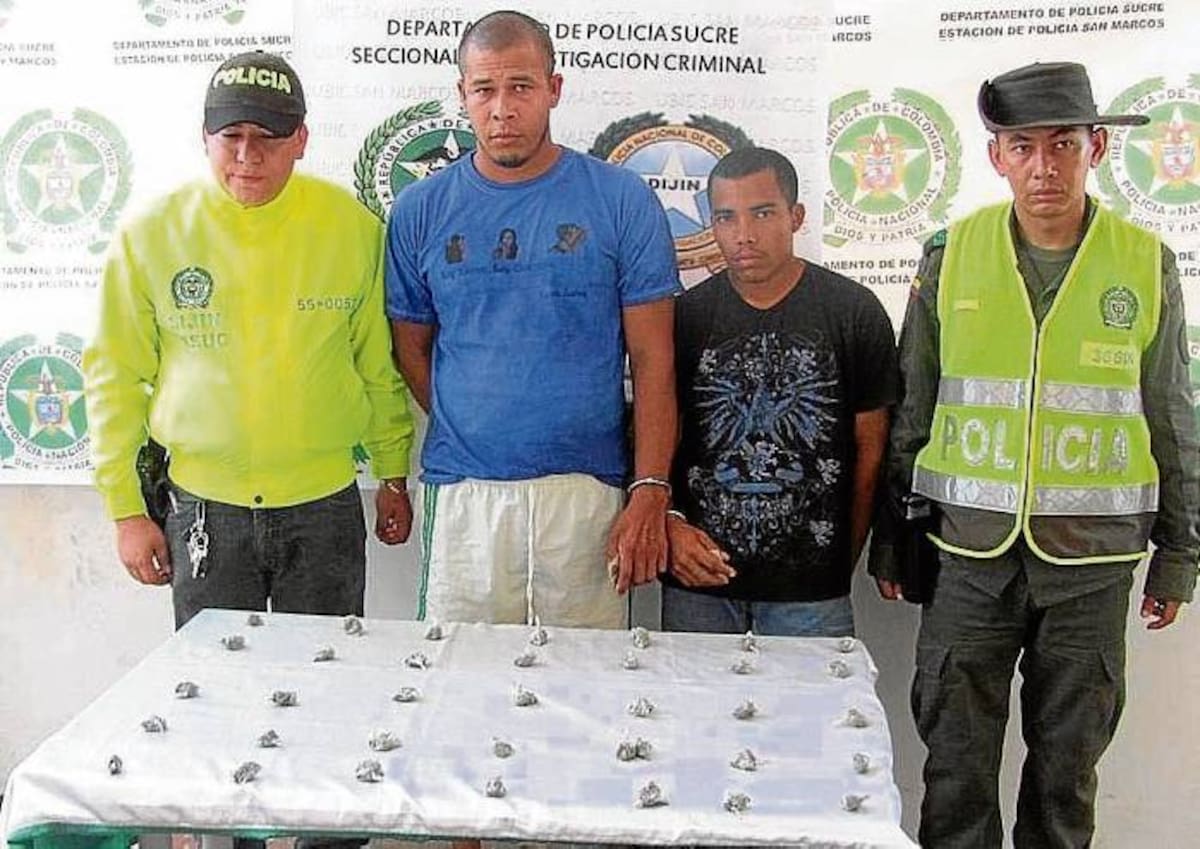 Javier Alemán Navarro y Luis Yair Zúñiga Pérez, capturados con marihuana.