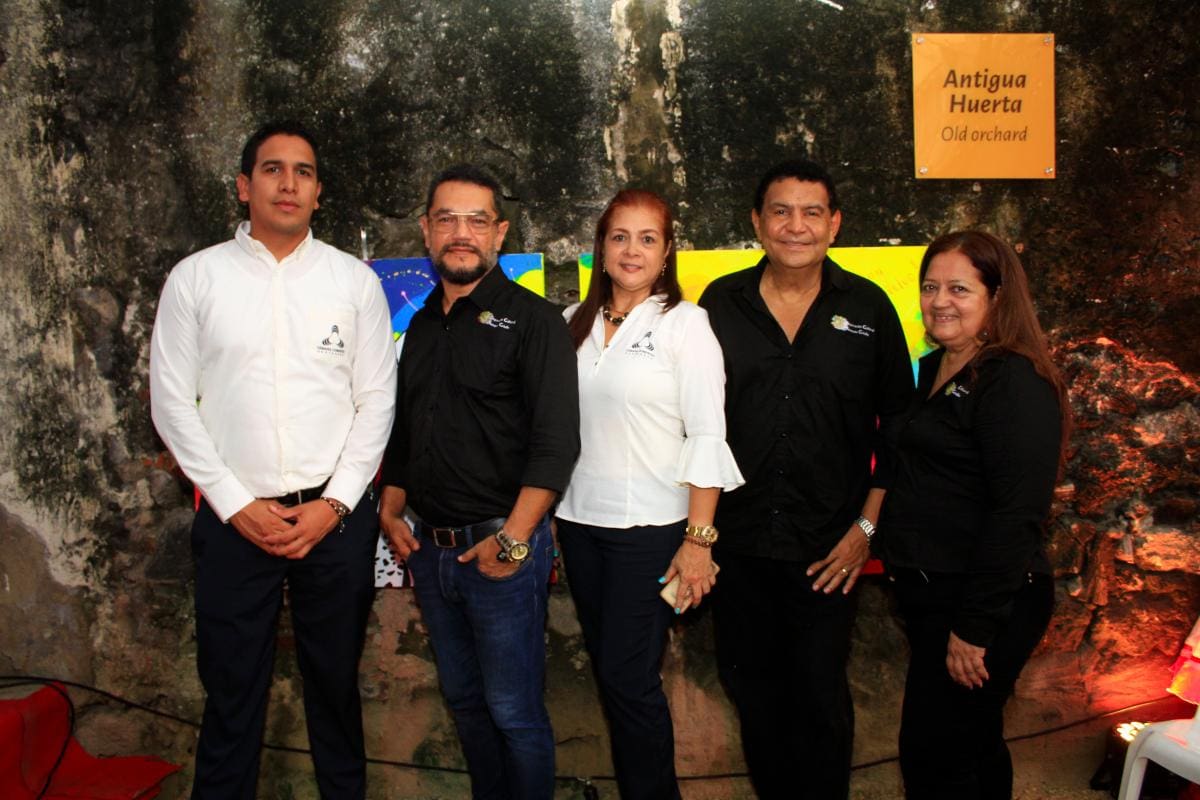 Roger De Ávila, Darían Rizo, Claudia Torres, Manuel Reyes y Rocío Bernate.